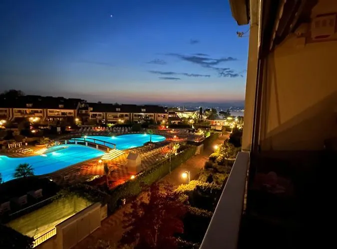 Apartmanhotel Sirmione 4*