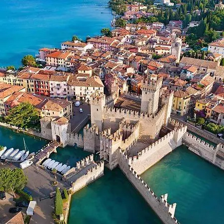 公寓式酒店 Sirmione *